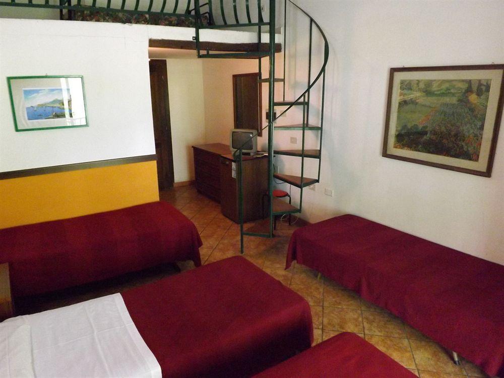 Hotel Antico Residence Roma Monterosi Экстерьер фото