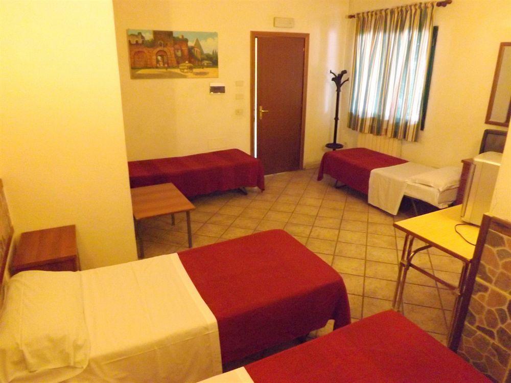 Hotel Antico Residence Roma Monterosi Экстерьер фото