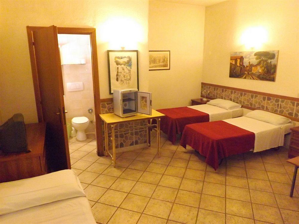 Hotel Antico Residence Roma Monterosi Экстерьер фото