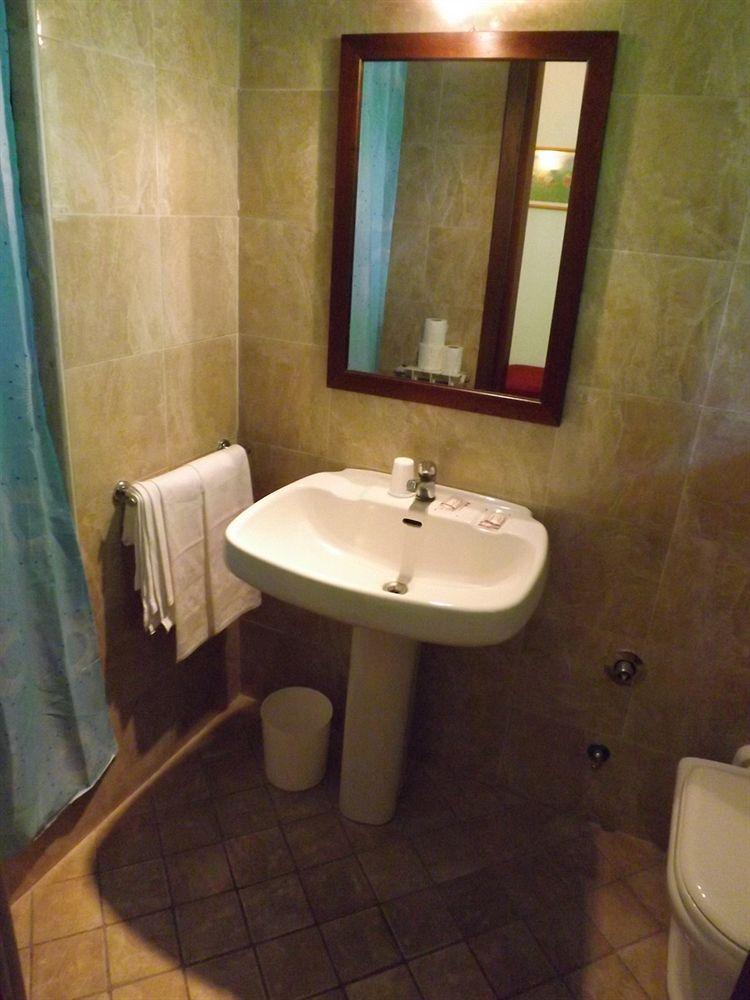 Hotel Antico Residence Roma Monterosi Экстерьер фото